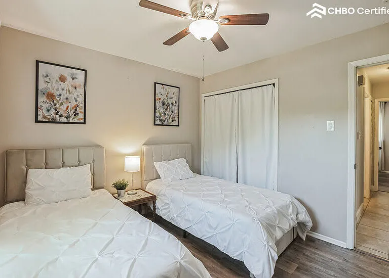 14319 Briartrail St — Photo 23