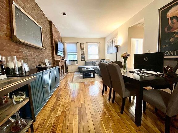 3rd image of 59 W 76th St APT 2