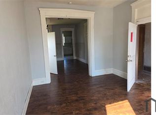 223 Upton St #2F, Saint Louis, MO 63111