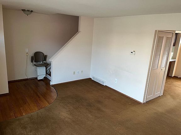 3rd image of 18159 Jamestown Cir #159