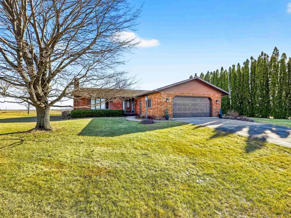 15011 Dublin Rd, Darlington, WI 53530