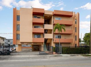 2401 SW 10th St APT 402, Miami, FL 33135
