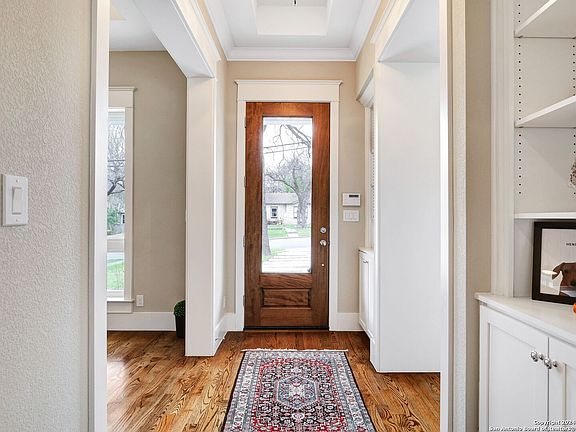 4th image of 120 COLLEGE BLVD
