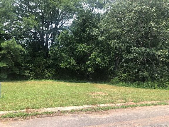 3rd image of 161 Ole Eastpointe Dr