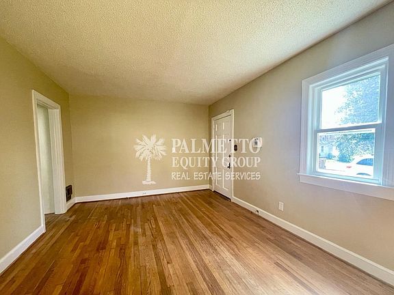 3rd image of 1506 Elwood Ave