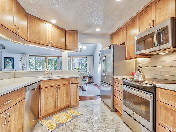 5th image of 1320 Evergreen Park Dr SW #6