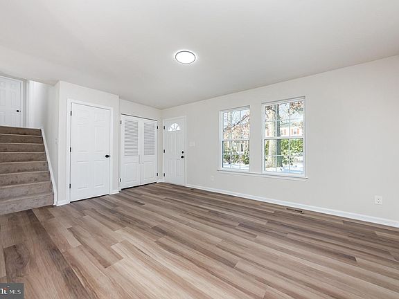 2nd image of 10803 Chesterwood Dr