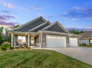 2608 Canvasback Dr, Menasha, WI 54952