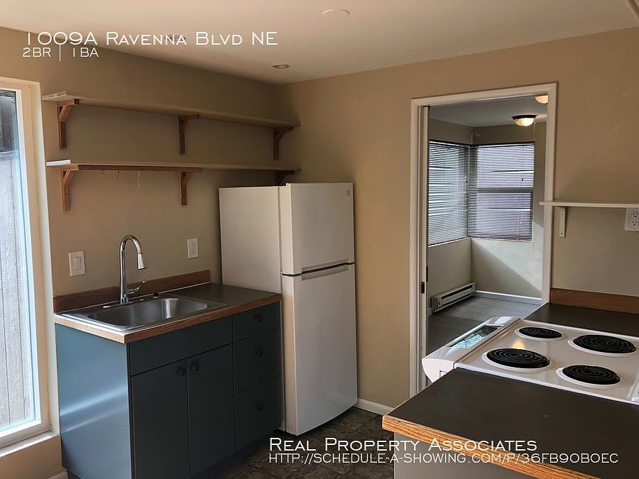 1st image of 1009 NE Ravenna Blvd #A