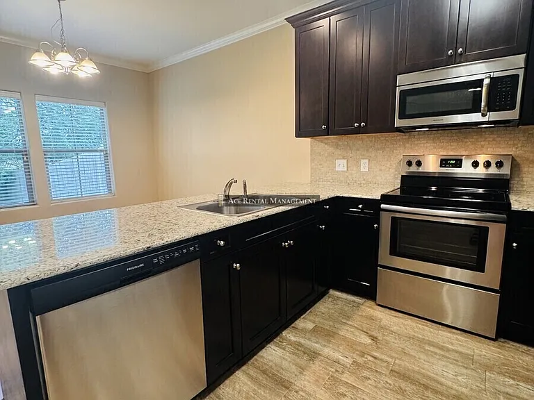 7B Concord St #102002002 — Photo 7