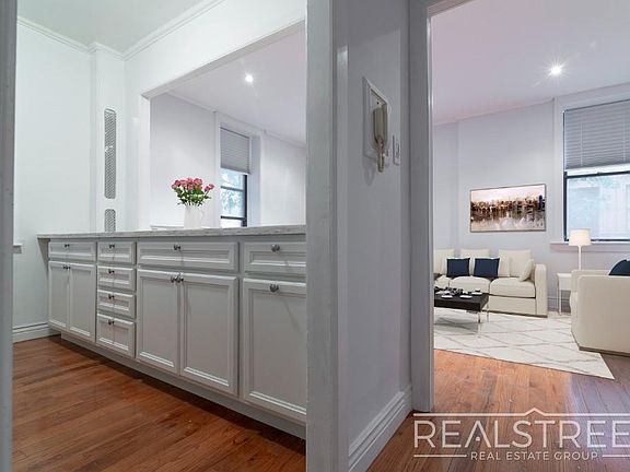 5th image of 141 Joralemon St APT 2C