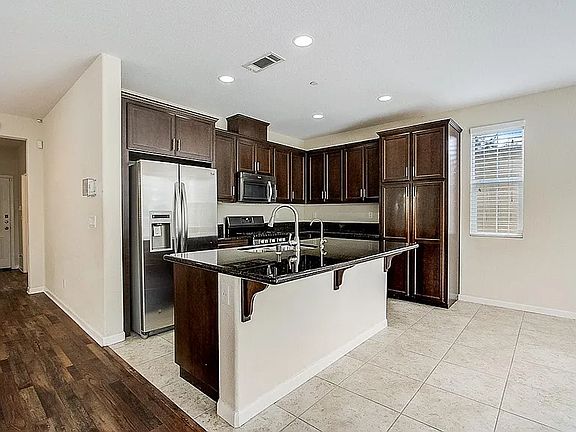 5th image of 108 Pellegrino Ct
