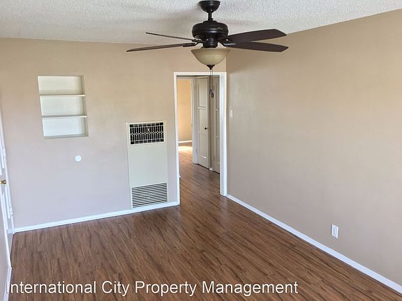 3rd image of 4483 Atlantic Ave APT 4