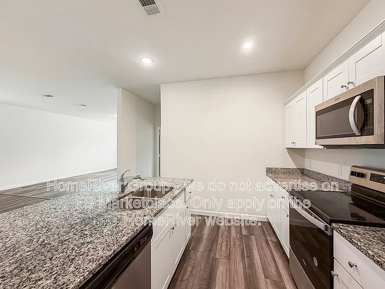 623 Delaware Ave — Photo 4