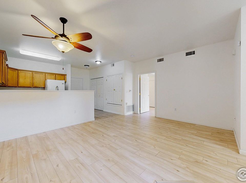 1st image of 202 Lucca Dr