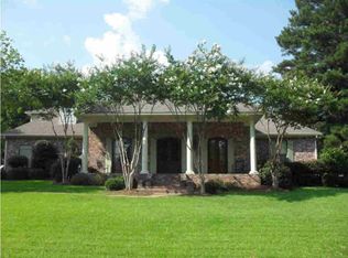 255 Forest Lake Dr, Madison, MS 39110