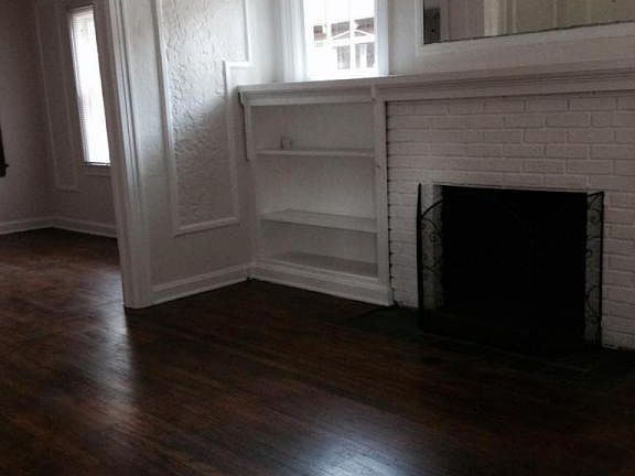 4th image of 2775 Green St