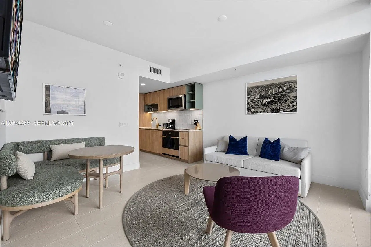 1 bed, 1.0 bath, 505 sqft, $3,200 — Photo 4
