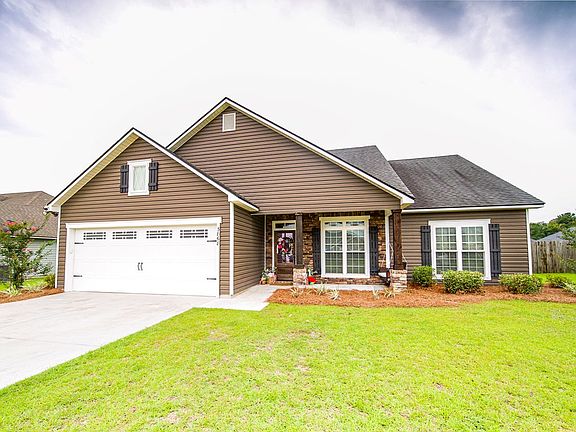 2nd image of 3868 Karaline Cir