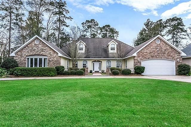1st image of 137 Fontainbleau Dr