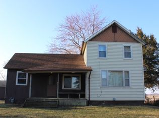 21619 E Hobbs Rd, Canton, IL 61520