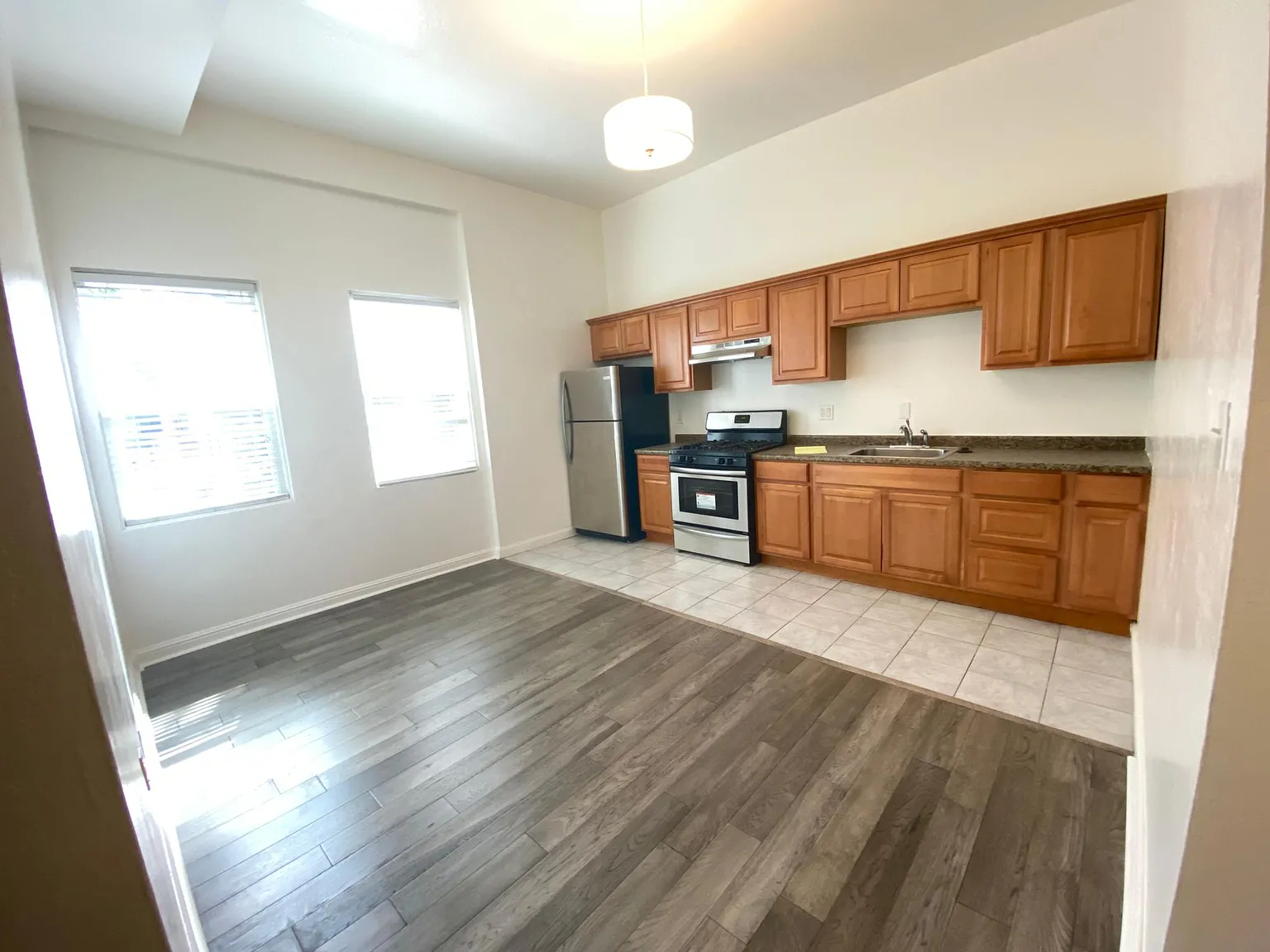 501 Octavia St — Photo 1