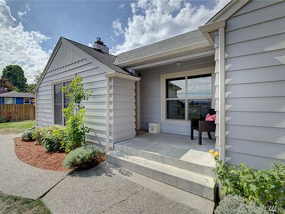 3rd image of 10941 Oakwood Ave S