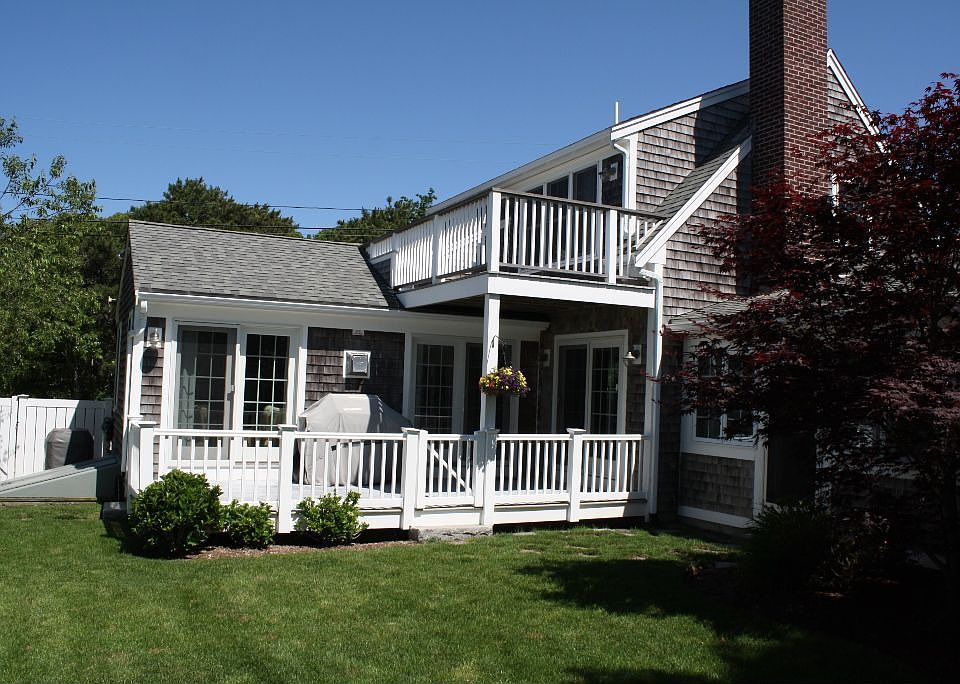 2nd image of 4 Moonpenny Ln