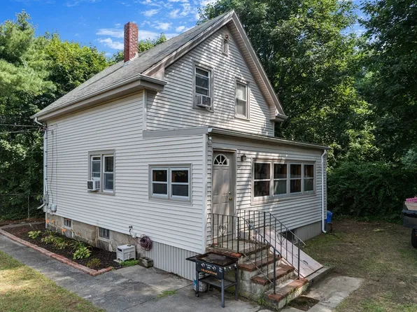 92 Potter St, New Bedford, MA 02740