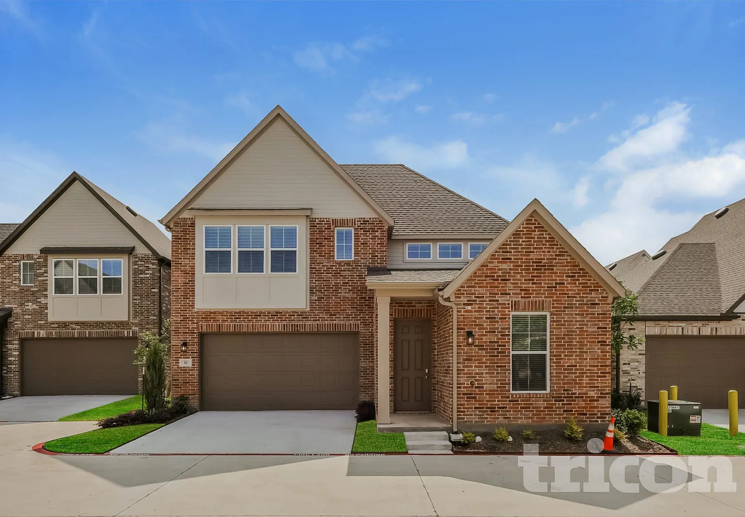 110 Oxford Court Saginaw TX — Photo 1