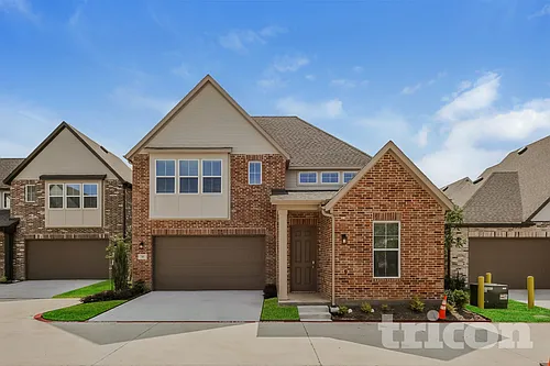 110 Oxford Ct Photo 1