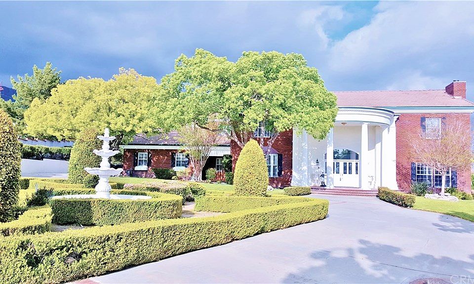 2nd image of 4981 Ginger Ct