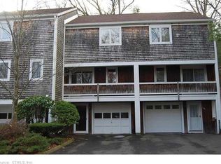71 Songbird Ln #71, Farmington, CT 06032