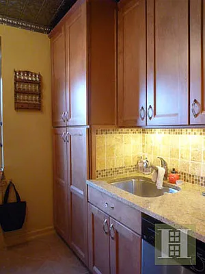 Rented by Halstead Real Estate | media 16