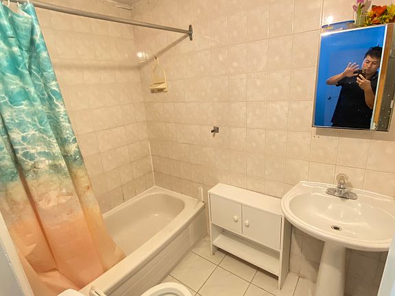 5th image of 1859 Danforth Ave #2
