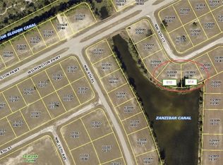 910 NW 30th St, Cape Coral, FL 33993