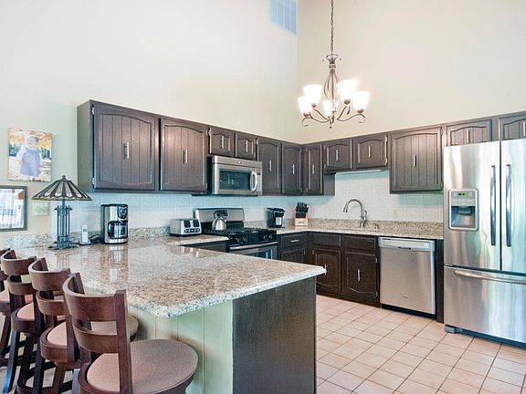 5th image of 703 Country Club Dr #4070C
