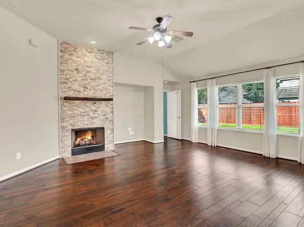 9226 Fernwillow Dr, Spring, TX 77379