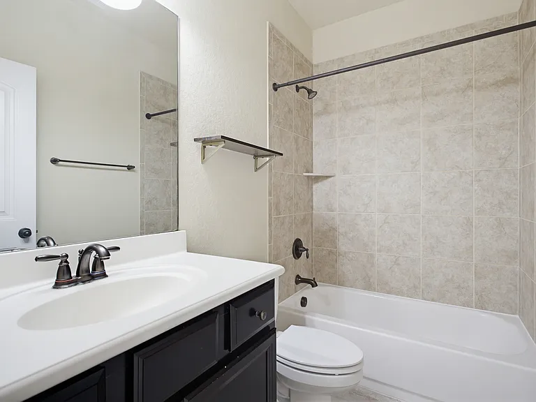 12427 Lincoln Crk — Photo 24