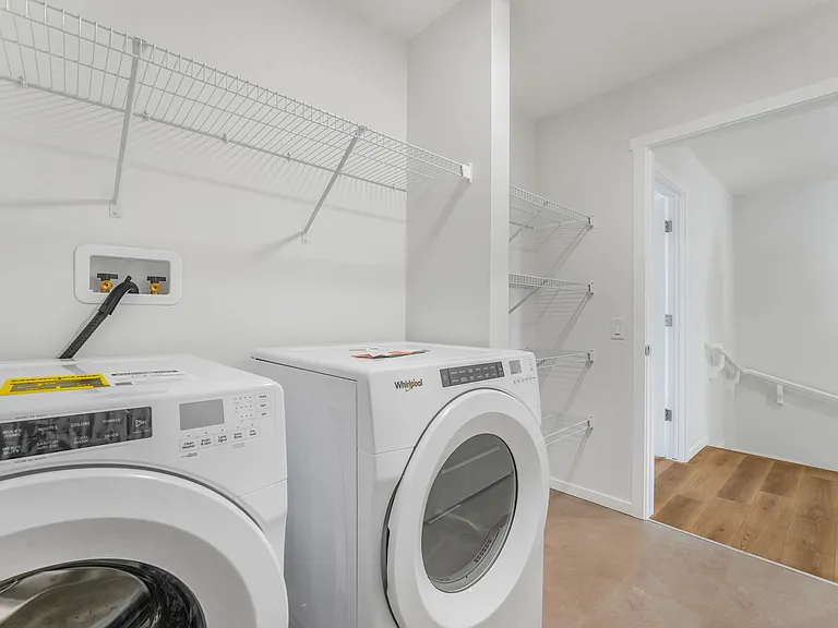 545 Black Stone Blvd — Photo 30