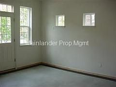 5th image of 6039 NE Alder St