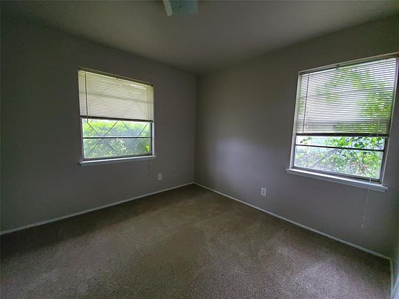 5th image of 423 Melrose Dr