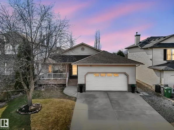 3 Renaud Ct, Beaumont, AB T4X 1P1