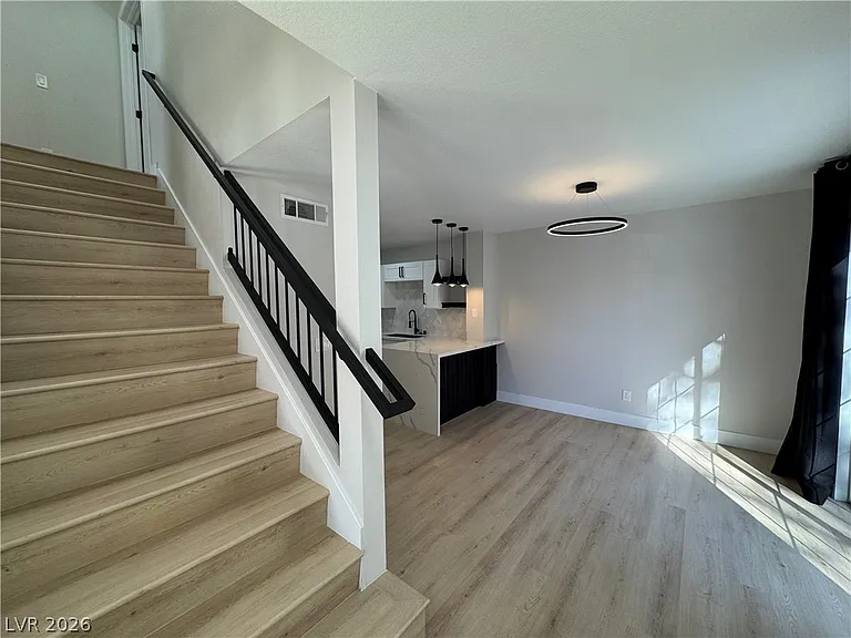 8464 Blue Island Ave — Photo 14