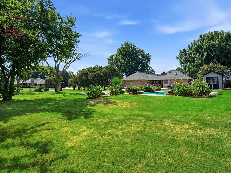 1362 Cross Timber Dr — Photo 38