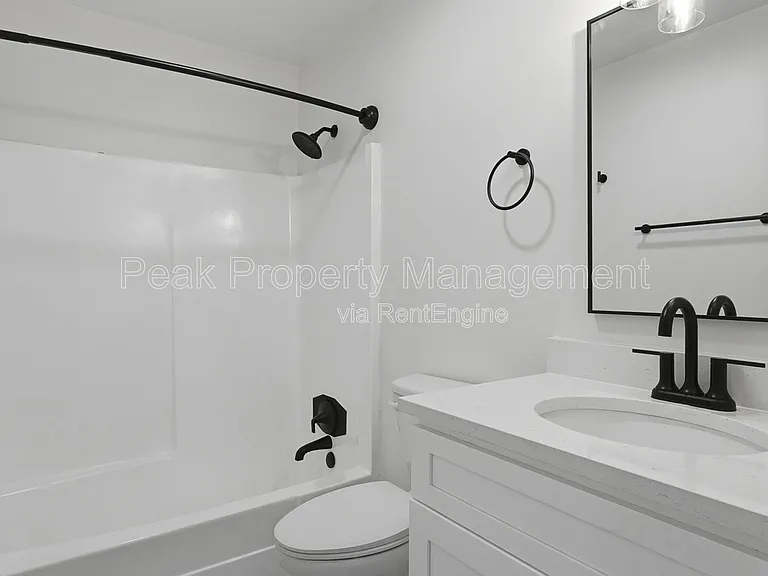 304 S Center St #30 — Photo 14