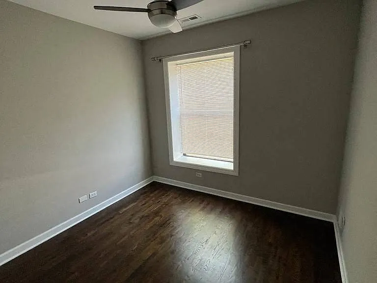 1619-21 W Warren Blvd — Photo 12