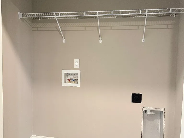Unit Photo