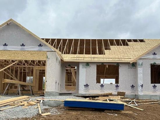 310 Lake Labadie Dr, Labadie, MO 63055