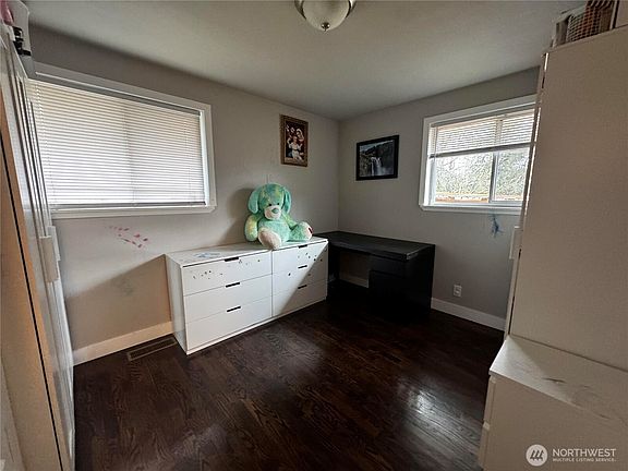 5th image of 14060 35th Avenue S